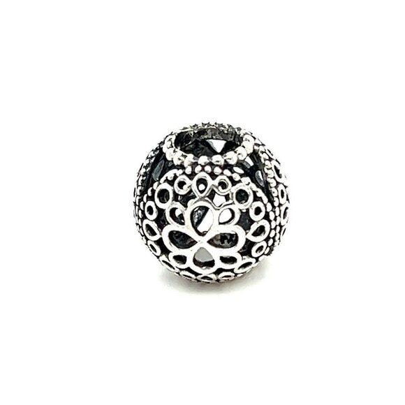 Pandora Dotted Flower Charm - Picture 1 of 3